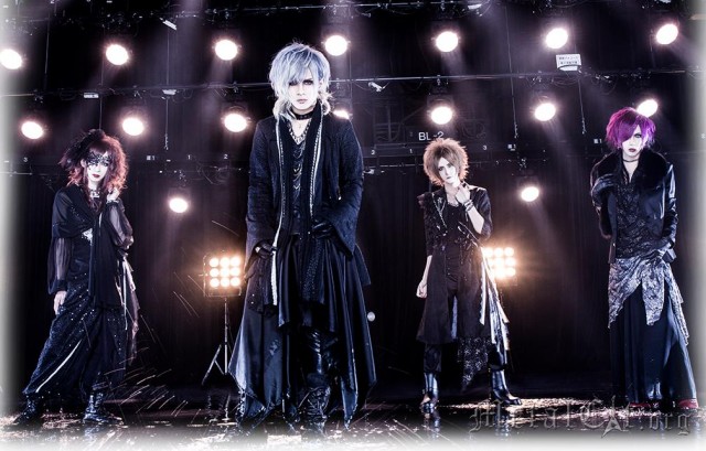 Royz - семплы макси-сингла RAVEN и подробности релиза Royz - семплы макси-сингла RAVEN и подробности релиза