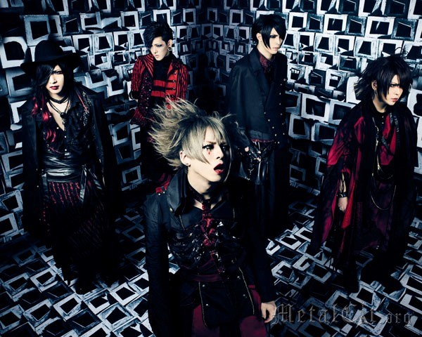 Arlequin - новые образы к макси-синглу puzzle Arlequin - новые образы к макси-синглу puzzle